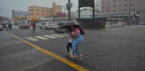 Martes con varias provincias en alerta por vaguada