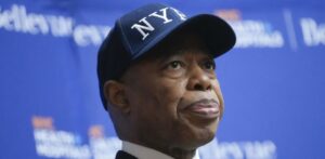 Esta es la agenda que agota el alcalde de Nueva York Eric Adams en República Dominicana