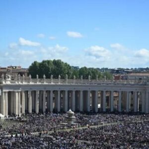Construir-puentes-y-no-muros-La-homilia-en-el-funeral-del-papa-Francisco-ante-lideres-mundiales_.jpg