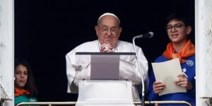 El-papa-Francisco-sera-recordado-en-su-acta-funeraria-por-combatir-los-crimenes-contra-los-menores_.jpg