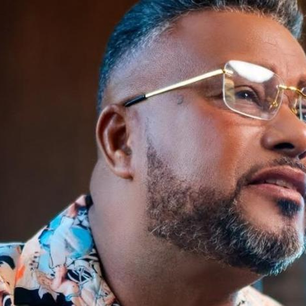 Luis-Miguel-del-Amargue-padre-de-nueve-hijos-de-nino-miro-el-beisbol-pero-la-bachata-lo-conquisto_.jpg