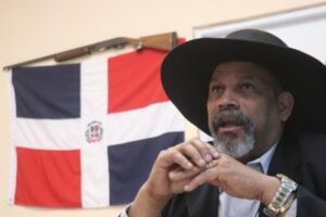 El-alcalde-de-Dajabon-establece-plazo-de-cinco-dias-para-regularizar-situacion-de-indocumentados._.jpg