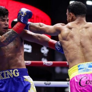 El-boxeador-Rolly-Romero-sorprende-al-reclamar-el-titulo-de-la-AMB_.jpg
