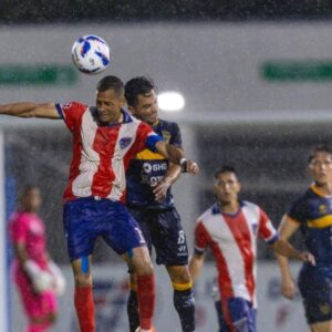 El-conjunto-de-Delfines-se-impone-al-Pantoja-en-las-semifinales_.jpg