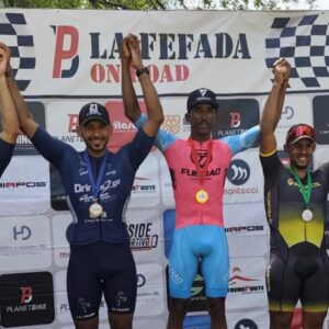 El-equipo-Gallo-Pelon-Team-y-Fuetiao-se-destacan-en-el-ciclismo-de-alta-competencia-con-una-victoria-en-la-primera-Fefada-On-Road_.jpg