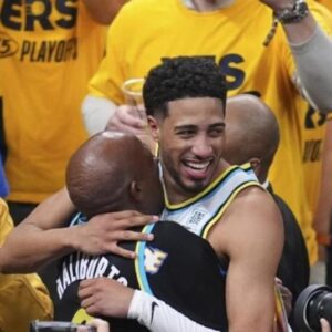 El-padre-de-Tyrese-Haliburton-acompanara-al-jugador-en-los-partidos-de-los-Pacers._.jpg