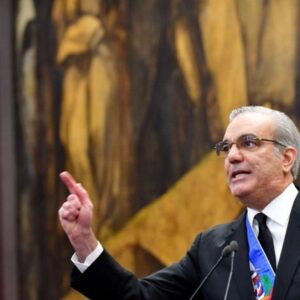 El-presidente-Abinader-anuncia-nuevas-medidas-migratorias-para-fortalecer-el-flujo-de-migrantes._.jpg