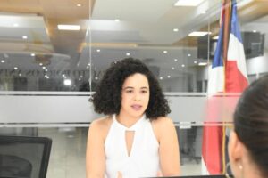 Flavia-Nunez-La-joven-cantante-dominicana-que-cautiva-con-su-fascinacion-por-el-barroco-jazz._.jpg