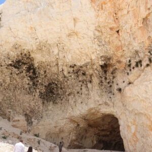 Las-Cuevas-de-Pomier-ofrecen-un-maravilloso-espectaculo-visual_.jpg