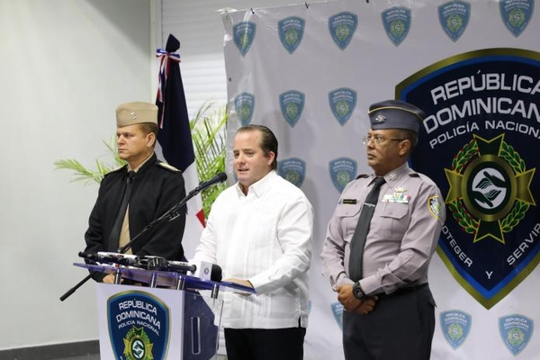 Ministro-de-Interior-y-Policia-de-la-Republica-Dominicana-anuncia-nuevo-modelo-de-patrullaje-policial_.jpg
