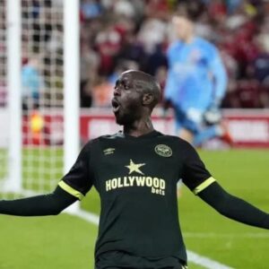 Nottingham-sufre-una-complicada-derrota-ante-Brentford_.jpg