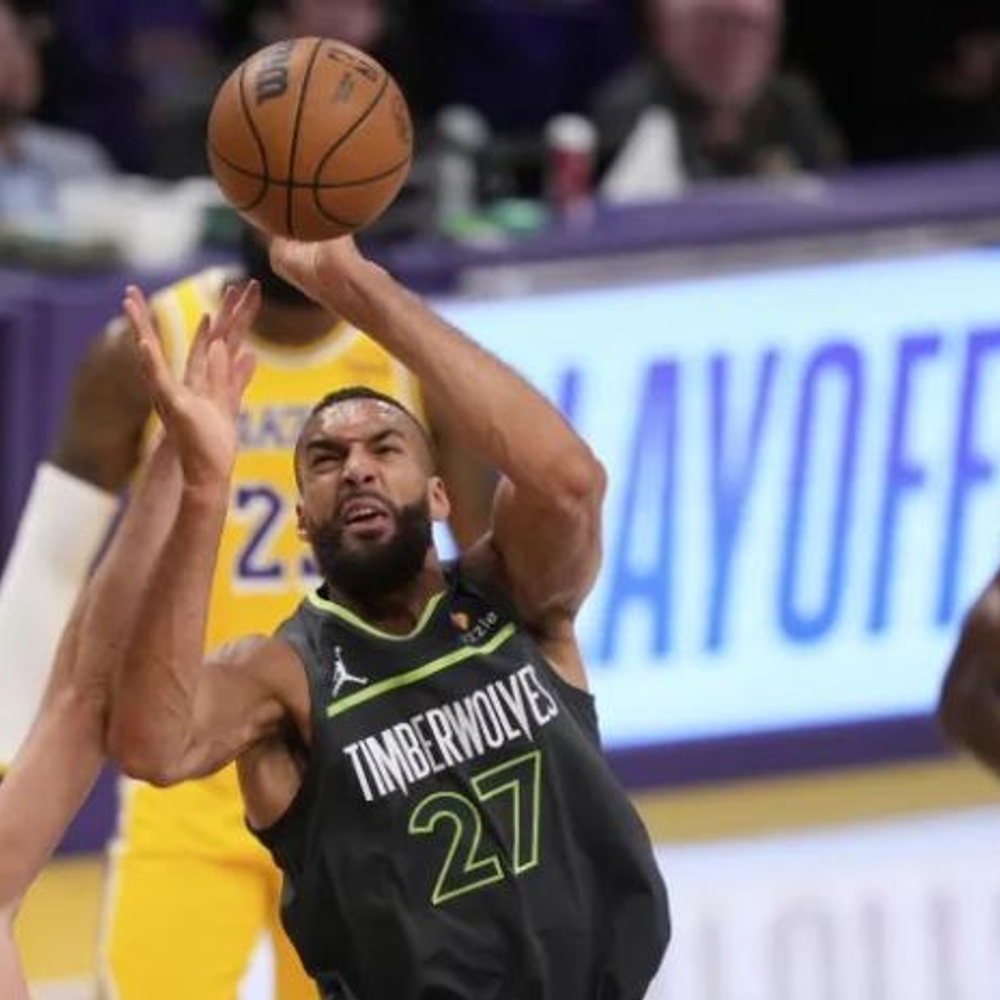 Rudy-Gobert-brillo-con-27-puntos-y-24-rebotes-en-la-victoria-que-domino-a-Lakers-y-Timberwolves-asegurando-su-pase-a-los-playoffs-de-la-NBA._.jpg