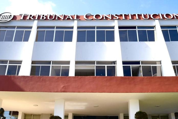 El-Tribunal-Constitucional-confirma-prohibicion-de-reeleccion_.jpg