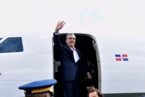 El-presidente-Abinader-inicia-gira-en-Europa_.jpg
