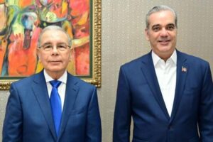 Encuentro-clave-entre-Abinader-y-Danilo-Medina_.jpg