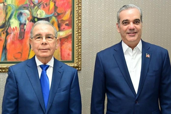 Encuentro-clave-entre-Abinader-y-Danilo-Medina_.jpg