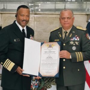 COOPERACION-ESTRATEGICA-COMANDO-SUR-Y-MIDE-RD_.jpg