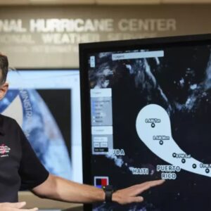 FUERTES-LLUVIAS-Y-GRANDES-OLAS-EN-EL-CARIBE_.jpg