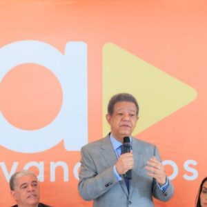 LEONEL-FERNANDEZ-CRITICA-AL-PRM_.jpg