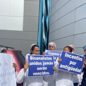 MOVILIZACION-DE-SALUD-EN-HOSPITAL-POR-IMPAGO_.jpg