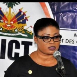 ROSEMILA-PETIT-FRERE-EMPRESARIA-Y-POLITICA-HAITIANA_.jpg