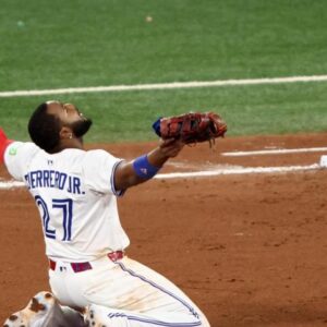 GUERRERO-JR.-Y-EL-RETO-DE-CUATRO-JUEGOS_.jpg
