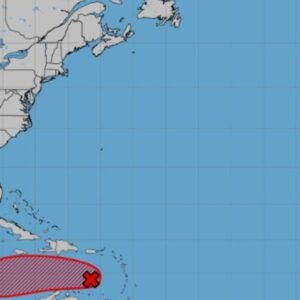 LLUVIAS-Y-ONDA-TROPICAL-EN-VIGILANCIA_.jpg