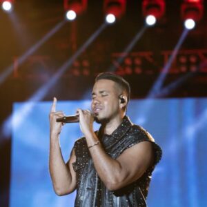 Regreso-triunfal-de-Romeo-Santos-a-las-redes-sociales_.jpg