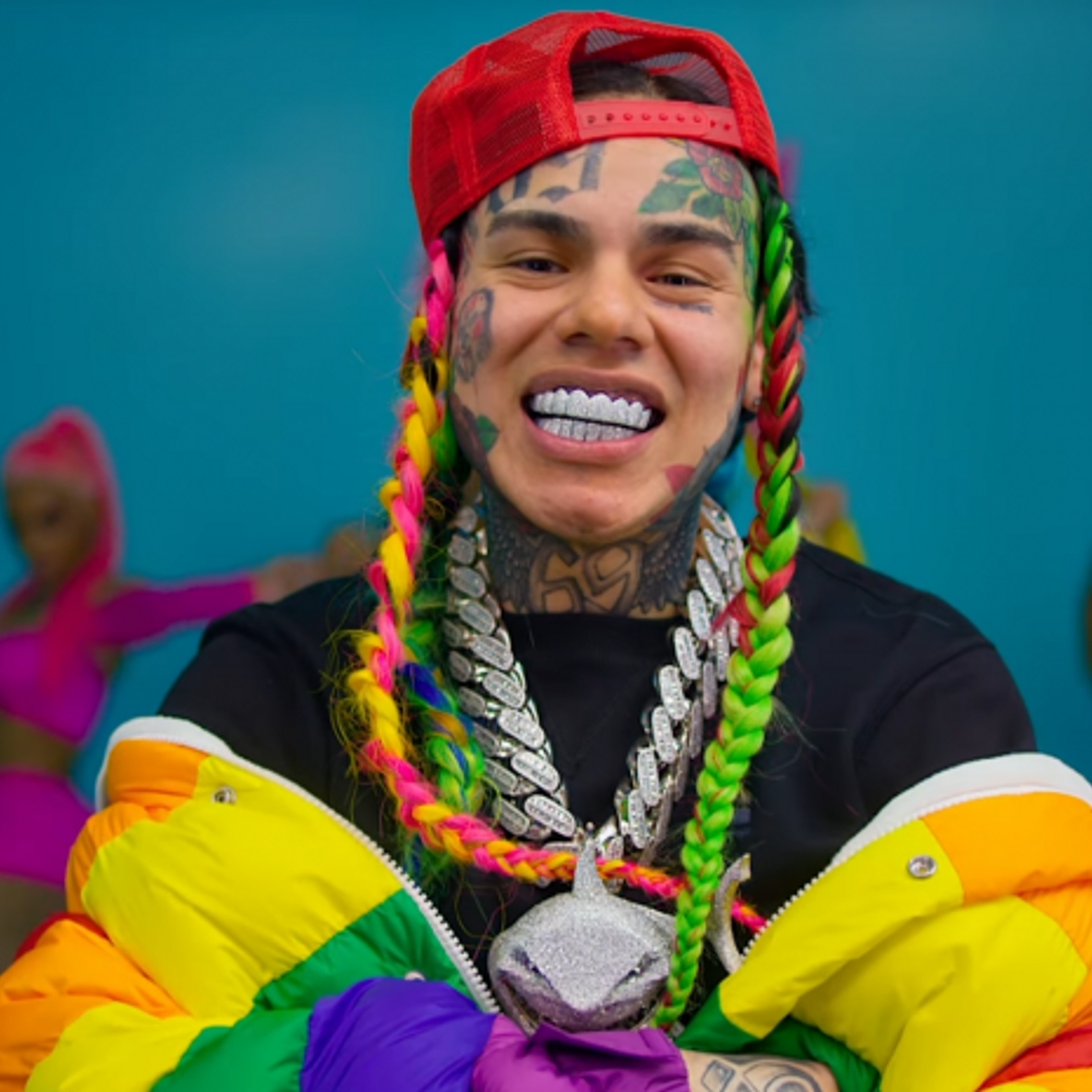 Tekashi-6ix9ine-recibe-condena-de-tres-meses-en-prision-por-incumplir-libertad-supervisada_.jpg
