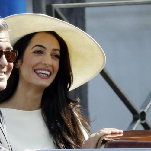 George-Clooney-y-su-familia-reciben-la-ciudadania-francesa_.jpg