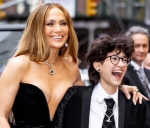 Jennifer-Lopez-celebra-la-mayoria-de-edad-de-sus-gemelos-con-emotivo-mensaje_.jpg